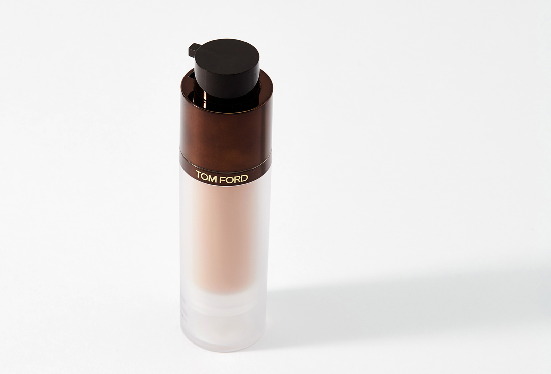 Тональная основа Tom Ford Traceless Soft Matte 5.7 DUNE