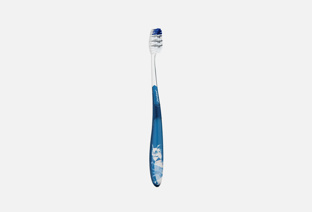 цена Зубная щетка (в ассортименте) JORDAN Indvidual Clean Soft 1 шт