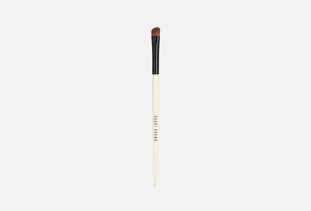 Кисть косметическая для нанесения теней в уголках глаз BOBBI BROWN Angle Eye Shadow  1 шт