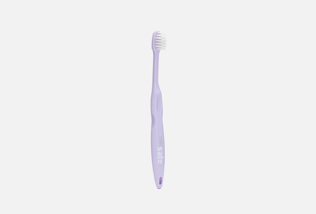 цена Детская зубная щетка 7-12 лет LION Kids safe toothbrush 1 шт