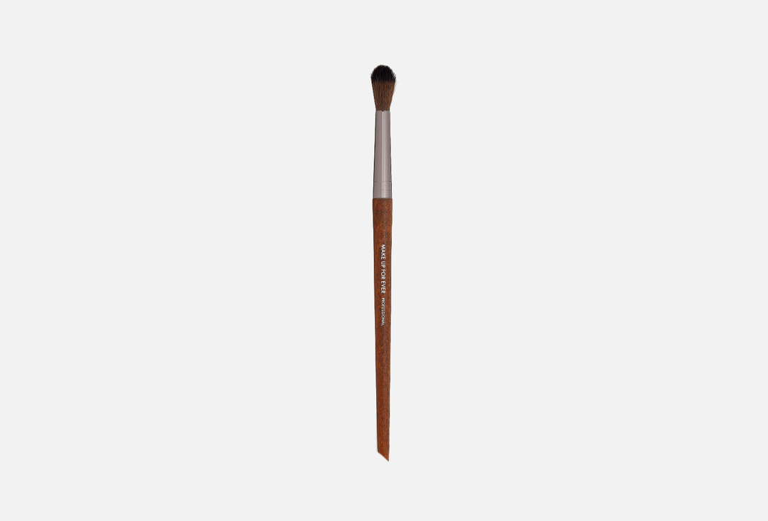 Круглая удлиненная кисть-блендер для макияжа глаз Make Up For Ever Blender Brush №242 
