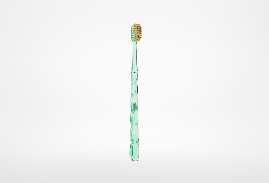 Зубная щетка MONTCAROTTE Renoir Brush green toothbrush 1 шт joie flexible veggie brush green