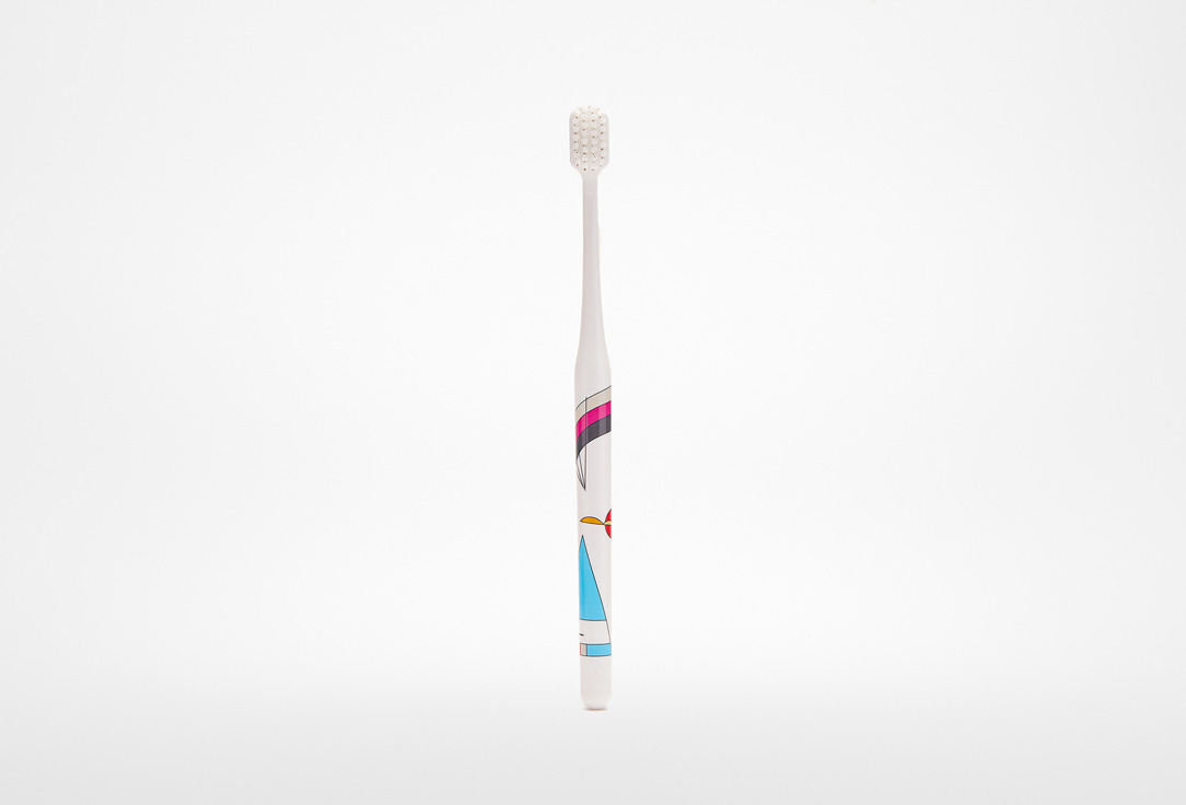 Изображение товара Зубная щетка мягкая MONTCAROTTE Kandinsky