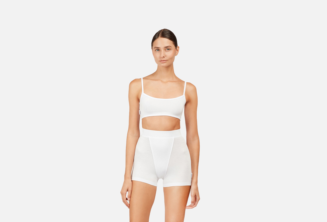 Изображение товара Комплект нижнего спортивного белья m.m.m. бесшовный белый для женщин