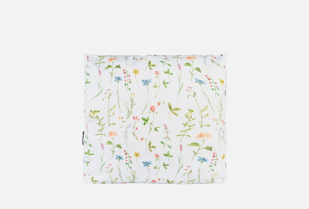 Изображение товара Наволочка декоративная JoyArty Цветочная ботаника, 45х45