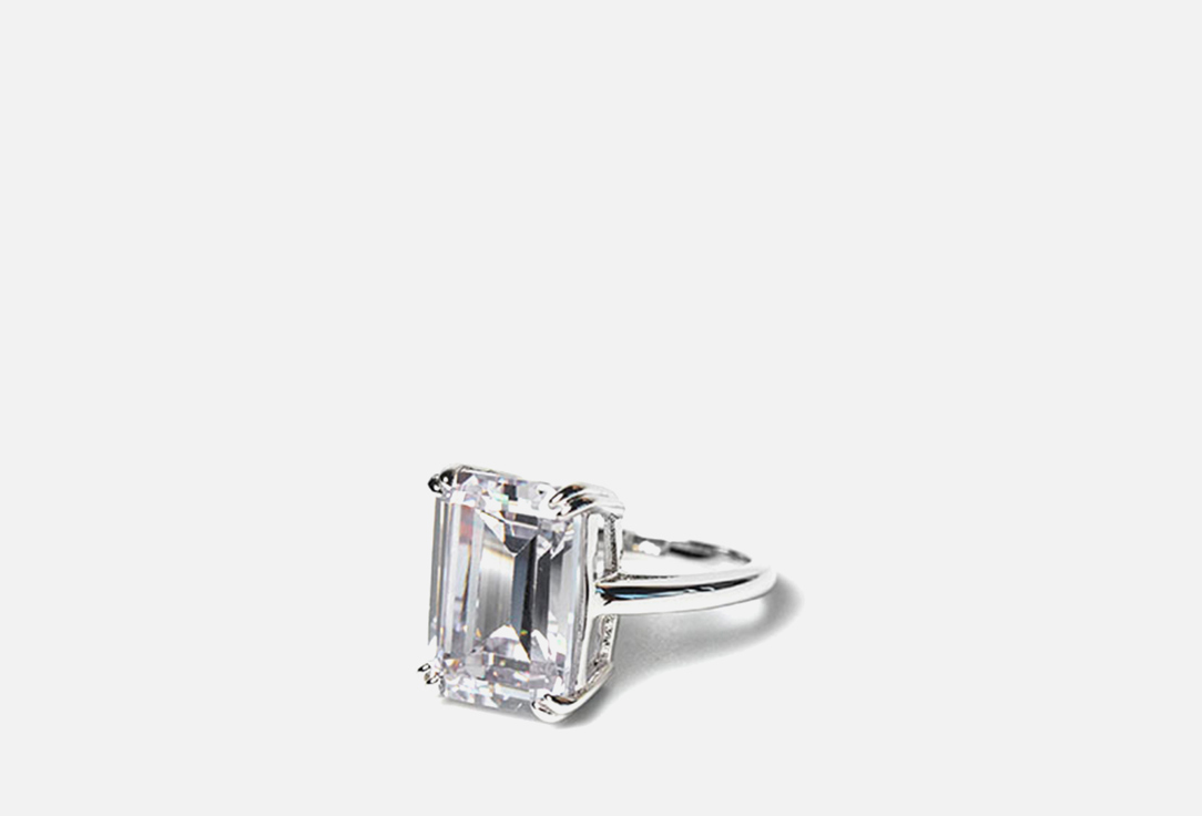 С крупным камнем 18 мл