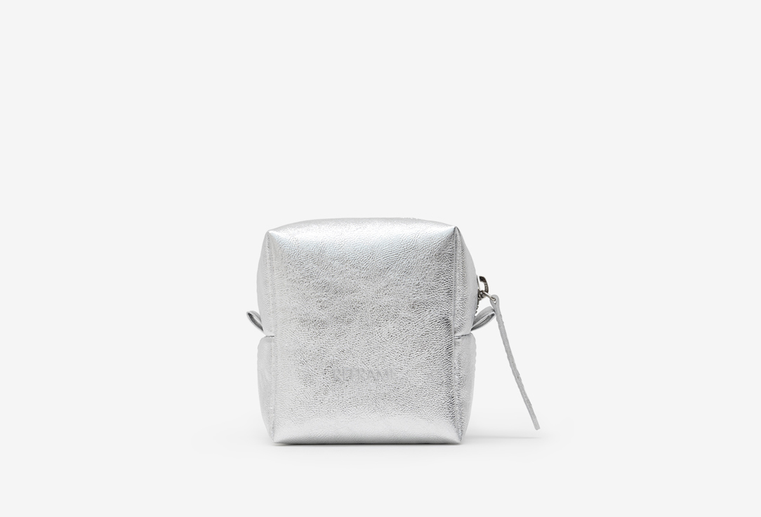 Изображение товара Косметички Reframe Косметичка-кубик серебро