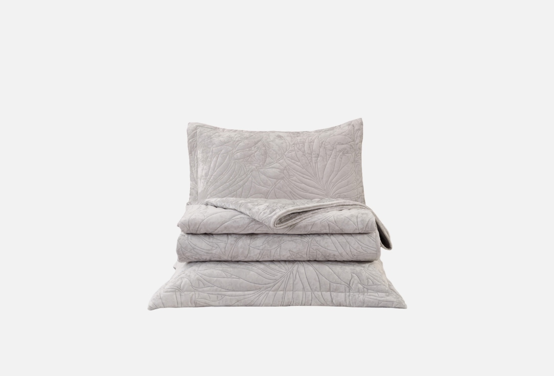 Изображение товара Покрывало с двумя наволочками для кровати The Eleventh Kingdom Rosemore, 240x260, светло-серое
