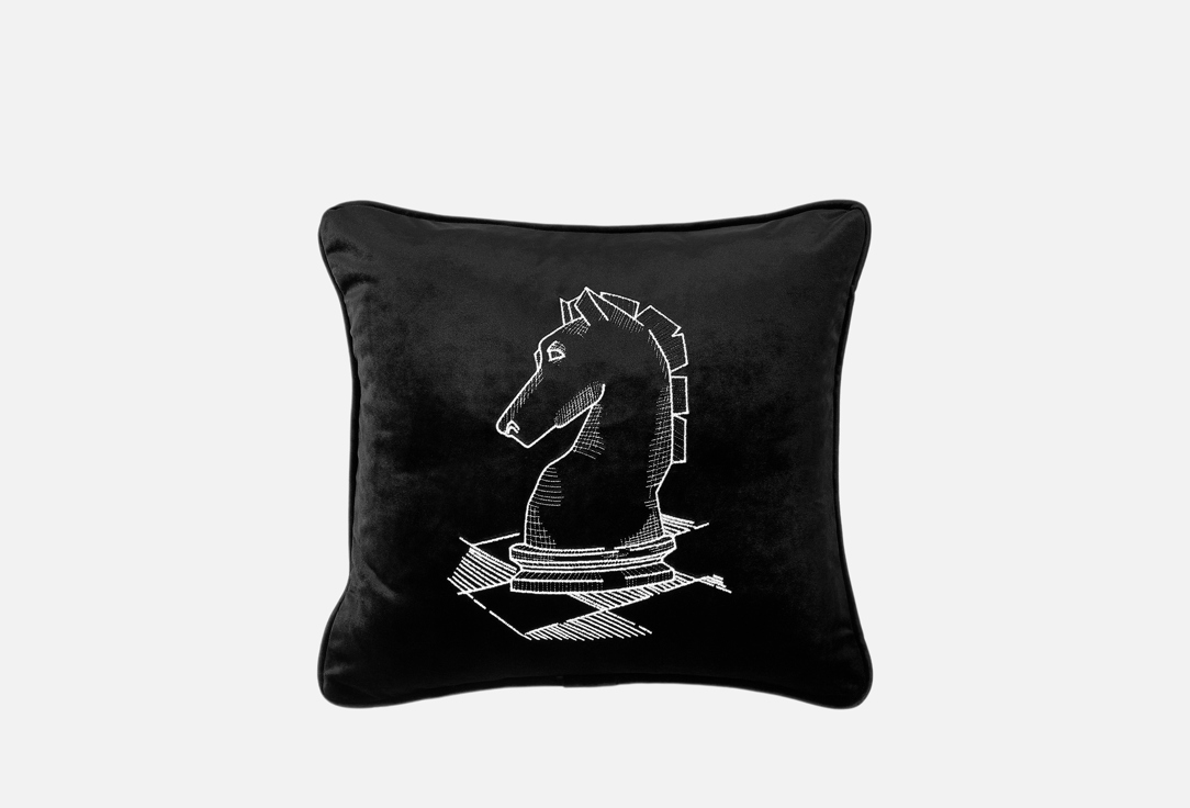 Изображение товара Декоративная подушка Elpida Шахматные фигуры лимитированная коллекция