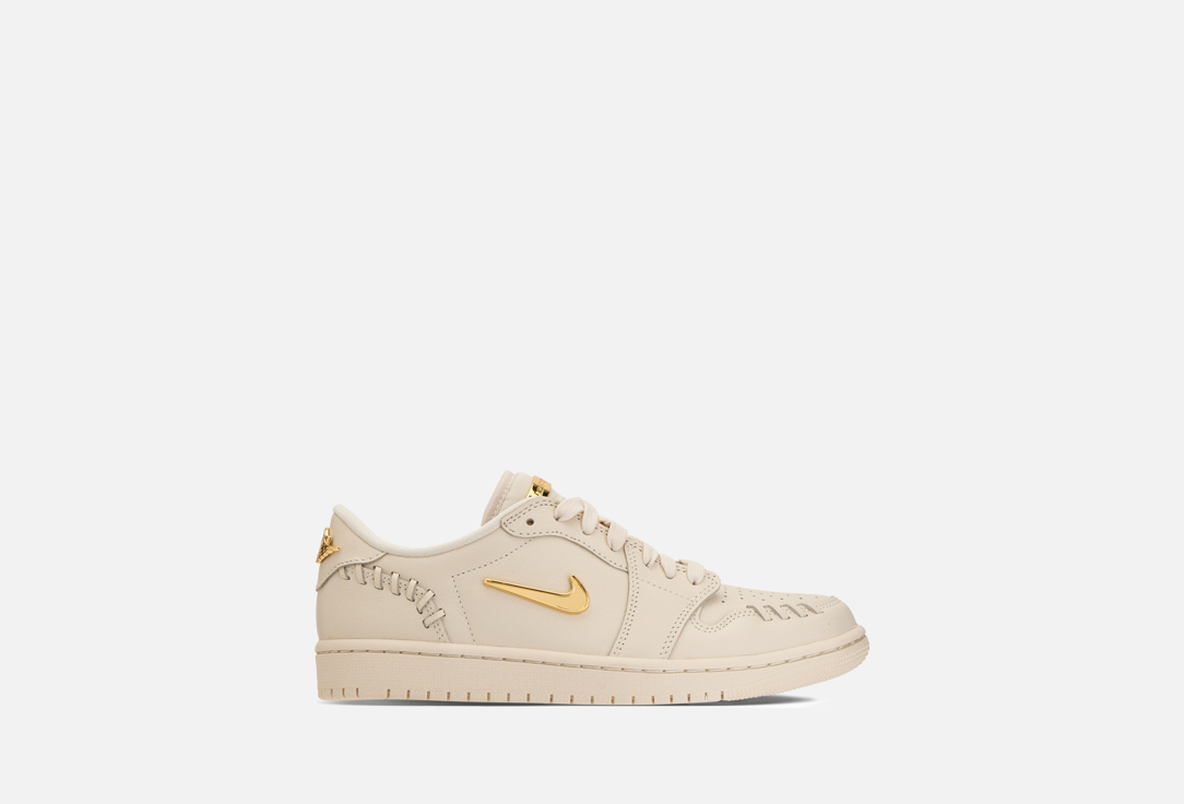 Кроссовки NIKE Air Jordan 1 Low Legend Light Brown 39 EUR мл