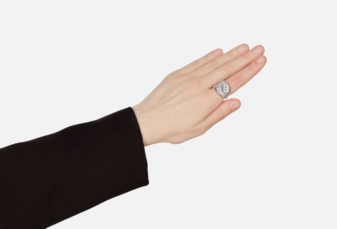 

Кольцо SELANA REJINI, Sphere Chain 17 мл