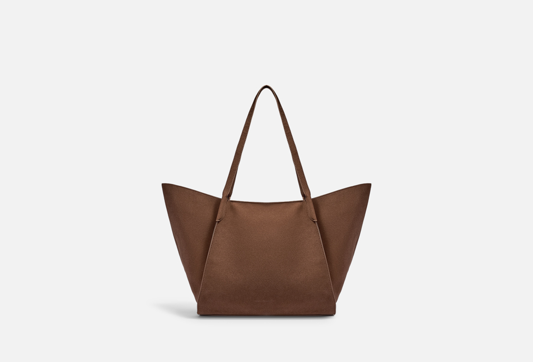 Изображение товара Большая женская сумка тоут на молнии в стиле demellier, polene, yuzefi mochi и old money