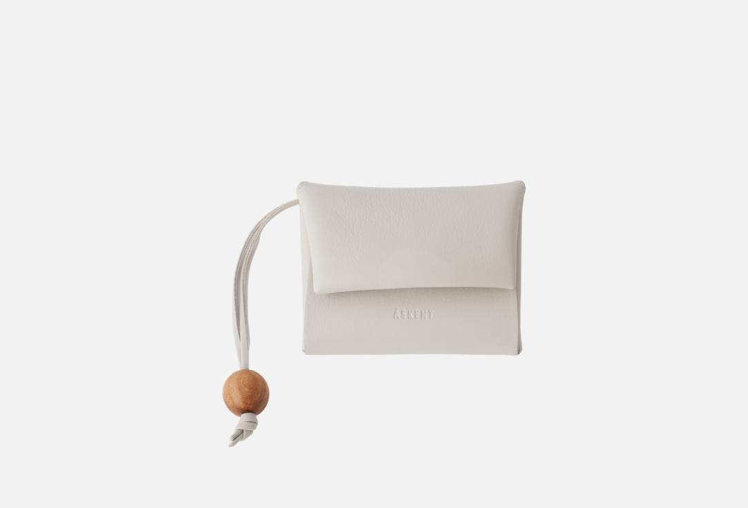 Изображение товара Портмоне Askent ENVELOPE молочное из натуральной кожи с магнитным замком