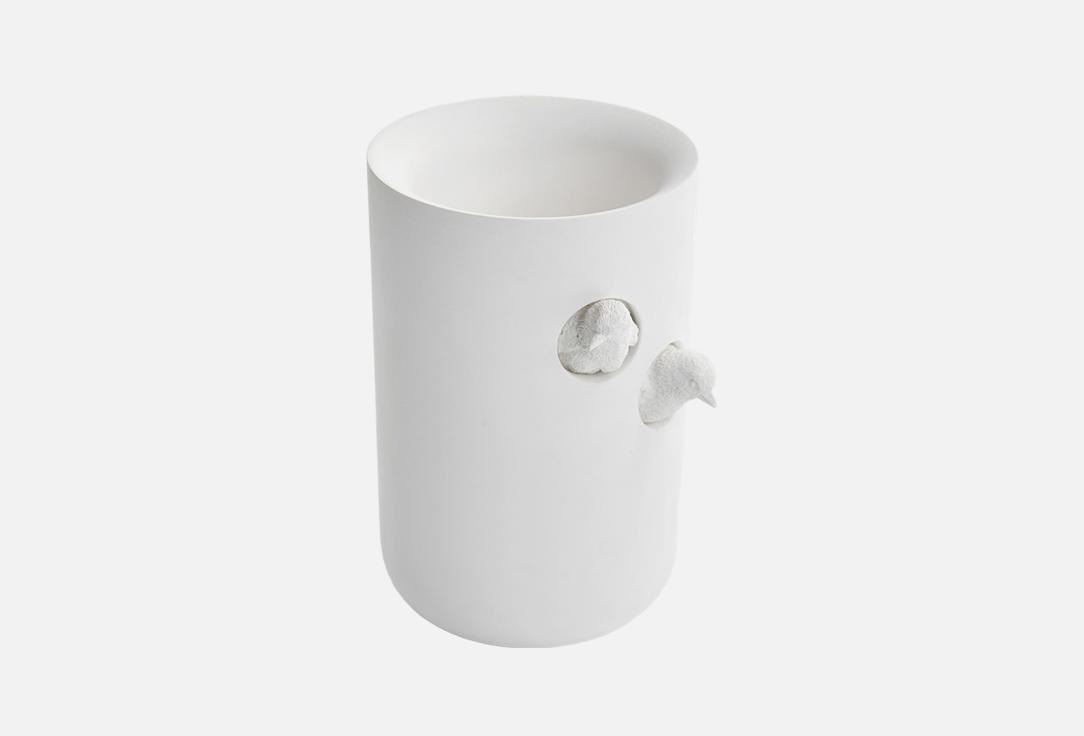 Изображение товара Ваза Hao Shi Sparrow X Vase - M из натурального мрамора, белая, 16,5 см