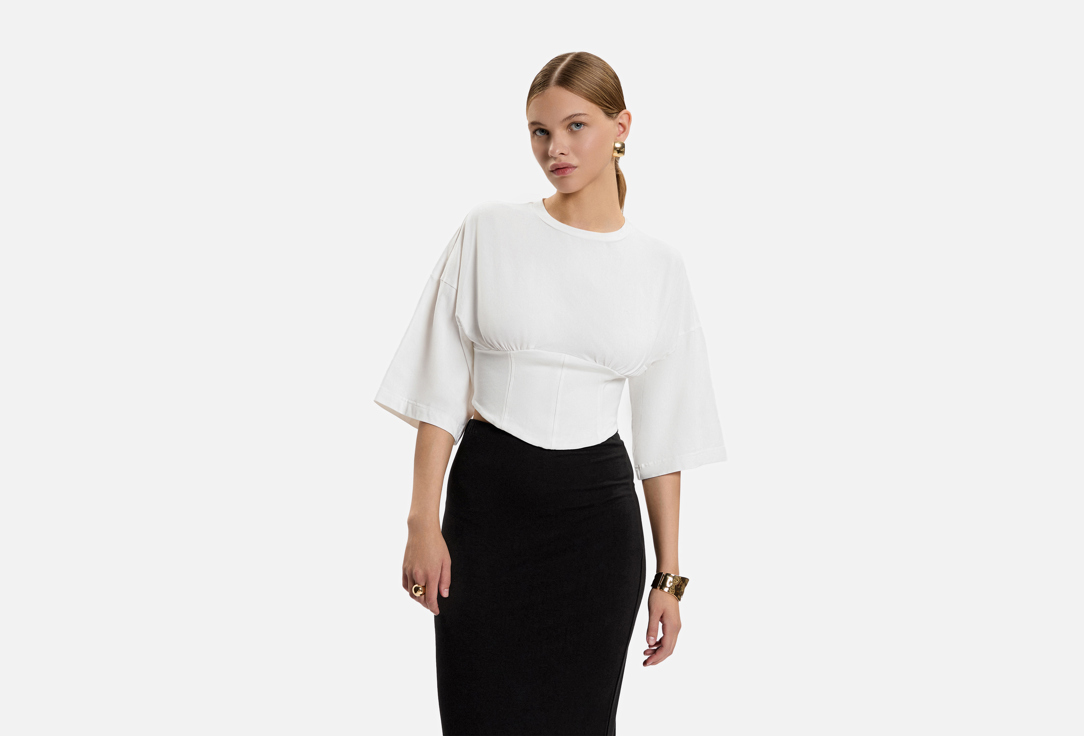 Изображение товара Стильная женская футболка топ ALZA топленое молоко для лета