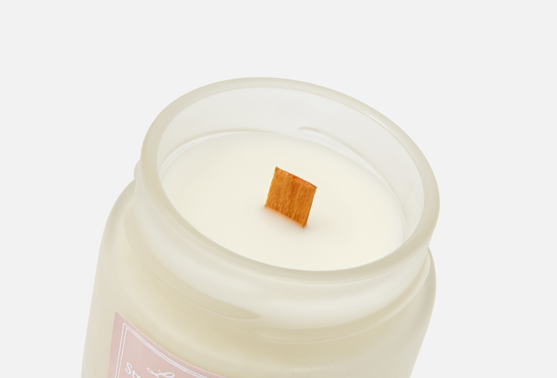 

Ароматическая свеча LIGHT&FLAVOUR, Клубничный чизкейк 100 мл