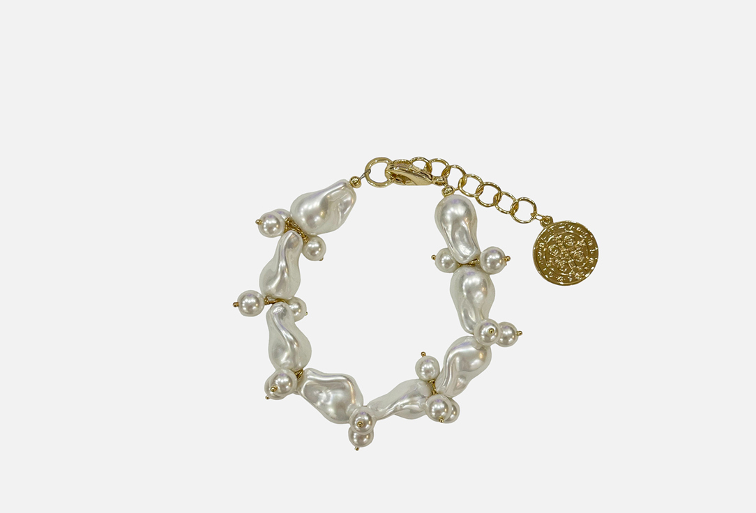 Изображение товара браслет La Family из жемчуга с монетой