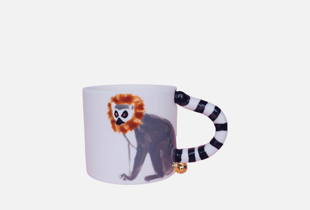 Лемур неважно кто тут прав важно кто тут лев c золотыми бубенцами 1 шт 4990₽