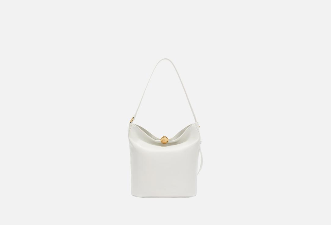 Изображение товара Сумка с ручками кожаная FURLA SFERA SOFT M BUCKET BAG MARSHMALLOW