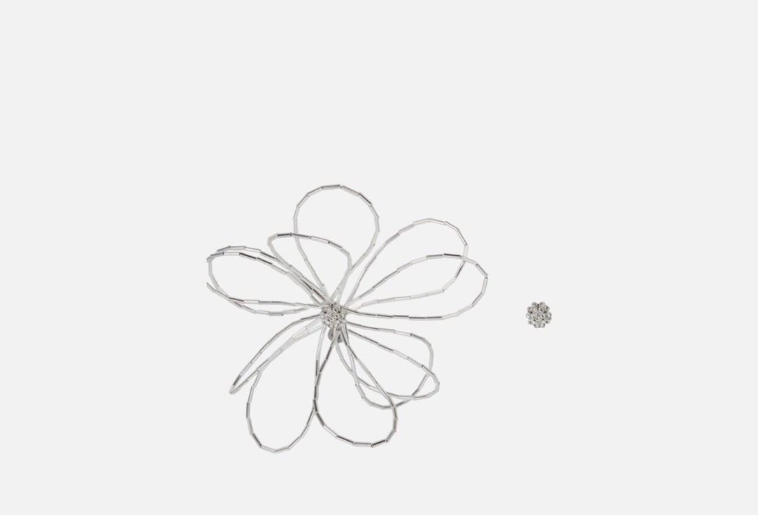 

Серьги SHALLOWS, SILVER MULTIFACETED MONO 2 шт