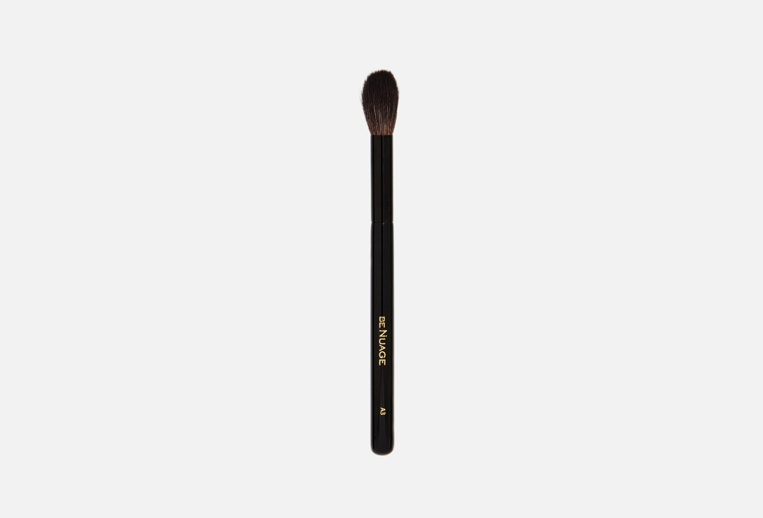 Изображение товара Кисть для пудры и хайлайтера BENUAGE face makeup brush A3