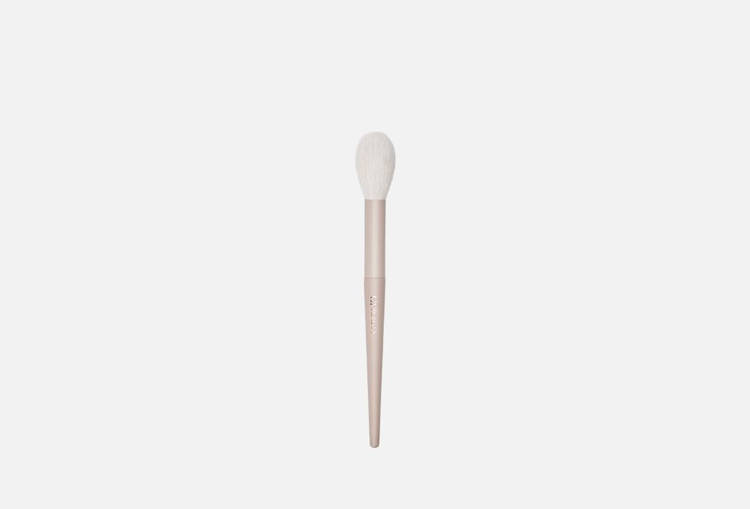 

Кисть для румян GI BEAUTY, Brush 07 for applying dry textures