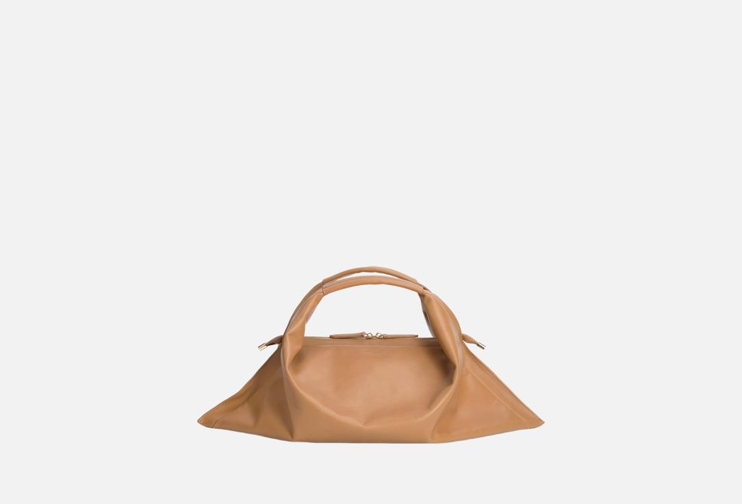 Mikaela орех 18300₽