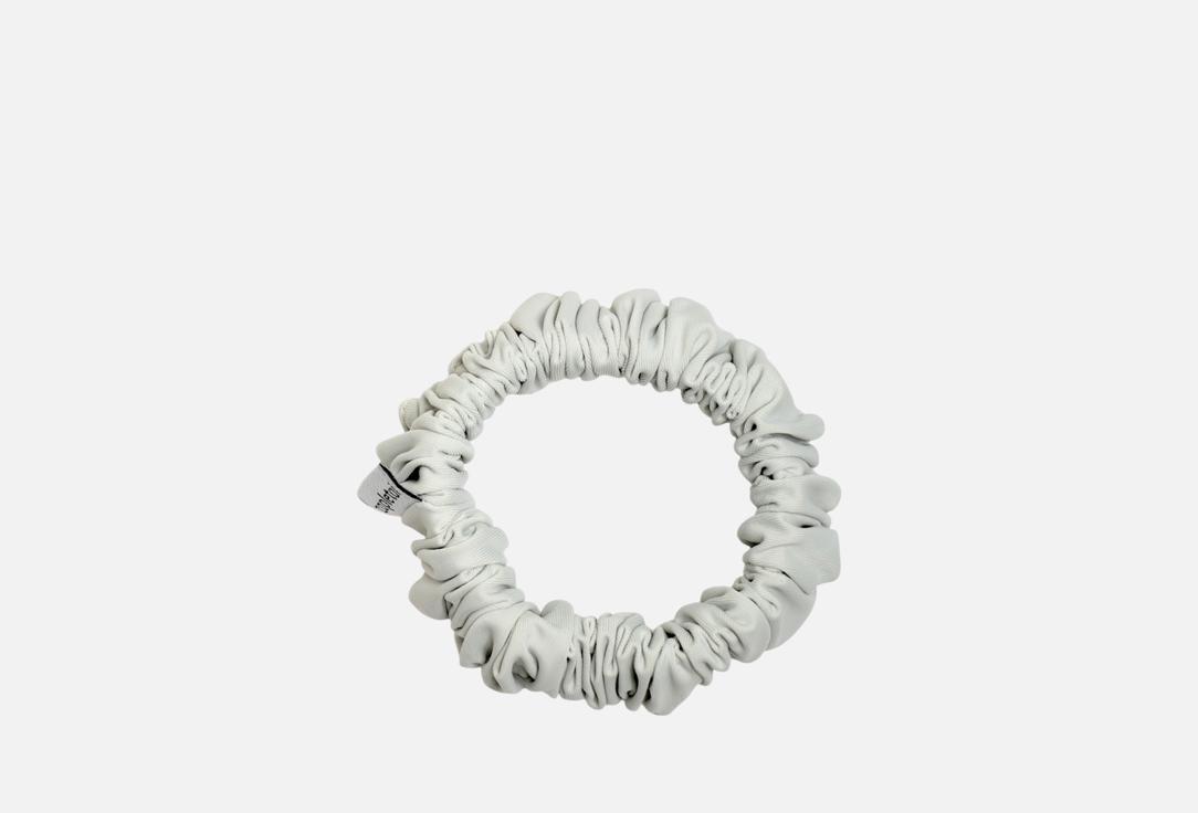 Изображение товара Резинка для волос Zapletai #166 из микрофибры серого цвета для спорта и красоты