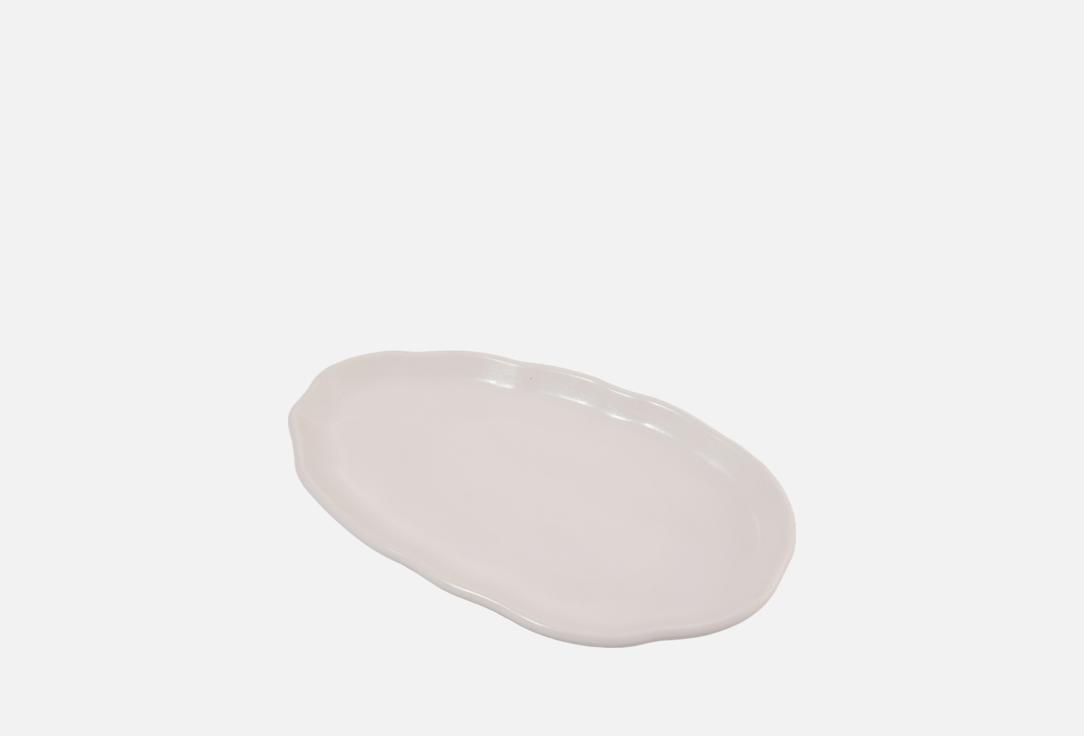 Белый с каплями, 28х16 см 1 шт