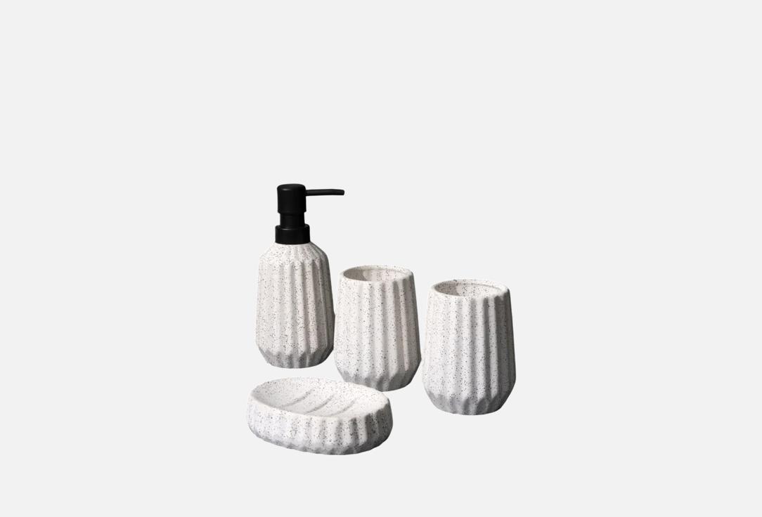 Изображение товара Набор аксессуаров для ванной комнаты и туалета DENEZO Marisa