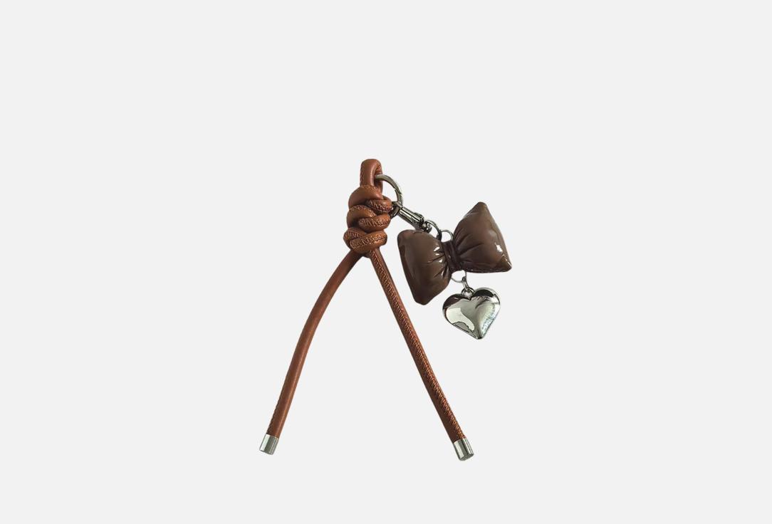 Изображение товара Обвес-брелок на сумку с бантиком и сердечком, симпатичный аксессуар