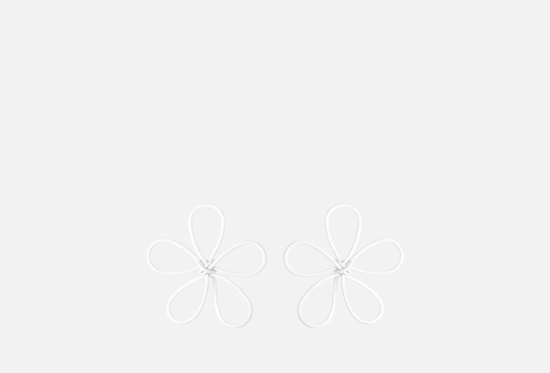 Изображение товара Женские серьги Цветы крупные белые из ювелирного сплава с родиевым покрытием