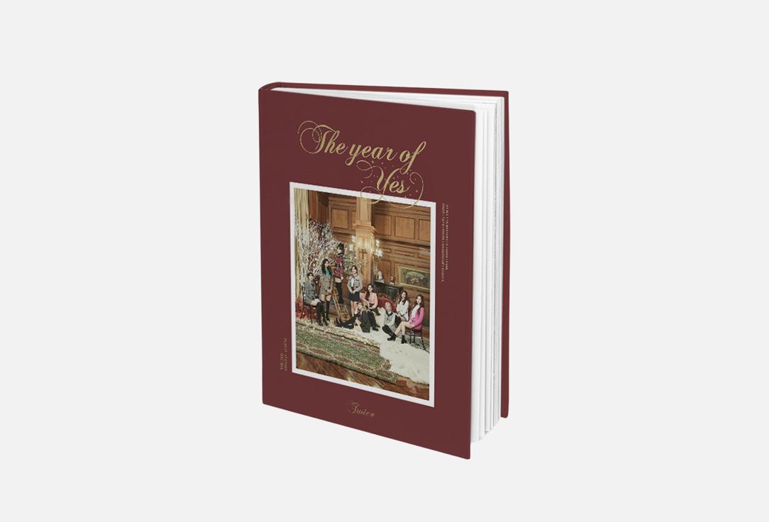 Изображение товара Музыкальный альбом TWICE The Year Of Yes K-pop компакт-диск с фотобуком и бонусами