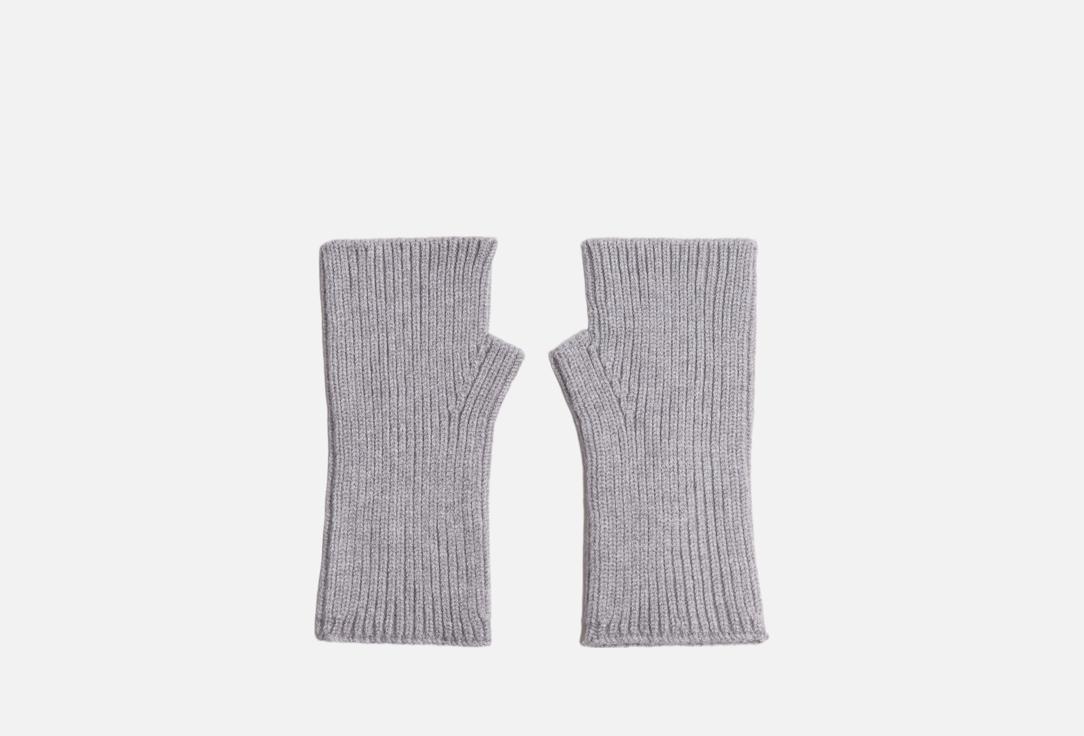 Изображение товара Митенки Befree серые женские демисезонные вязаны в стиле хюгге
