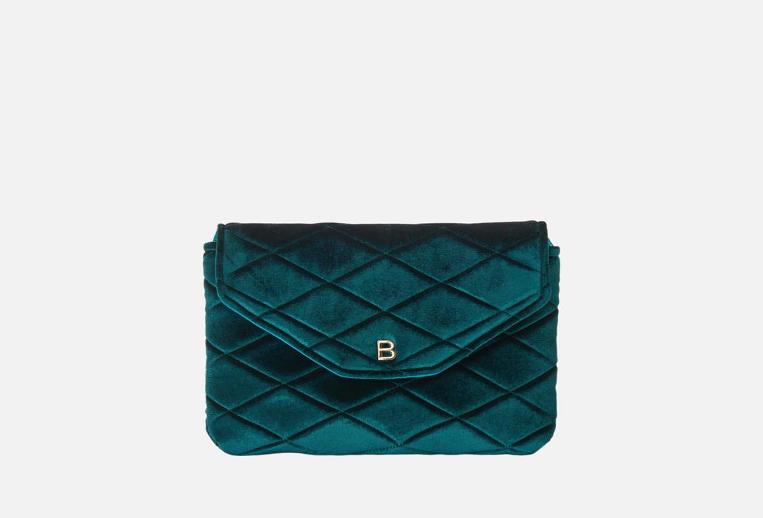 Восхитительный зеленый гранат