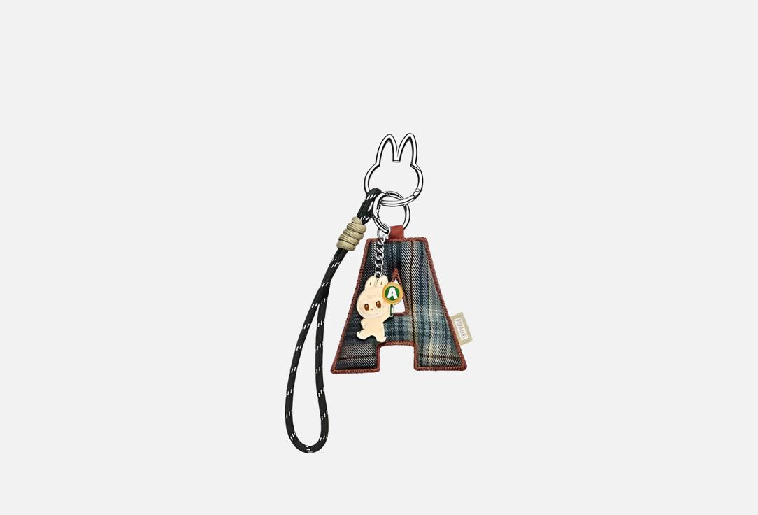 Изображение товара Брелок-подвеска Labubu Pin For Love А в виде плюшевого героя с металлической буквой