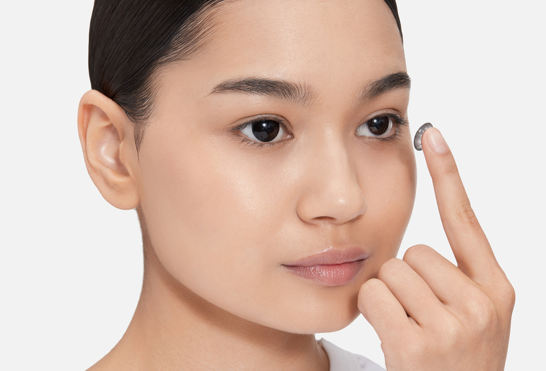 Изображение товара Цветные контактные линзы ZUMMY natural Black на 12 месяцев с сертификацией CE