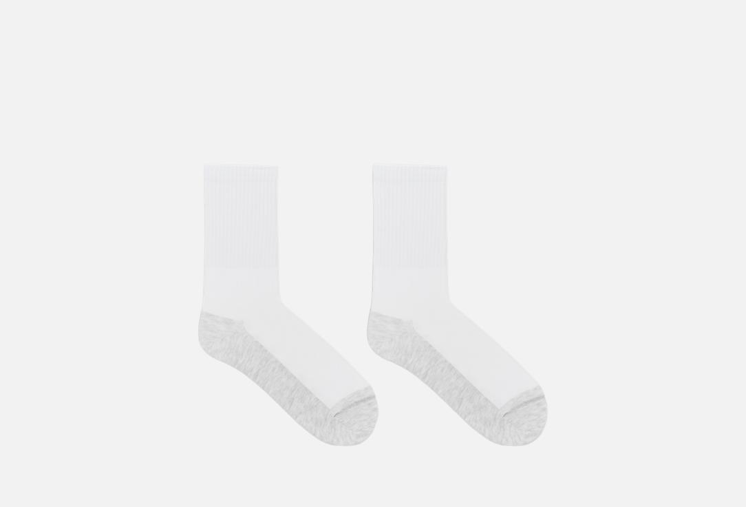 Изображение товара Носки высокие Mark Formelle белые