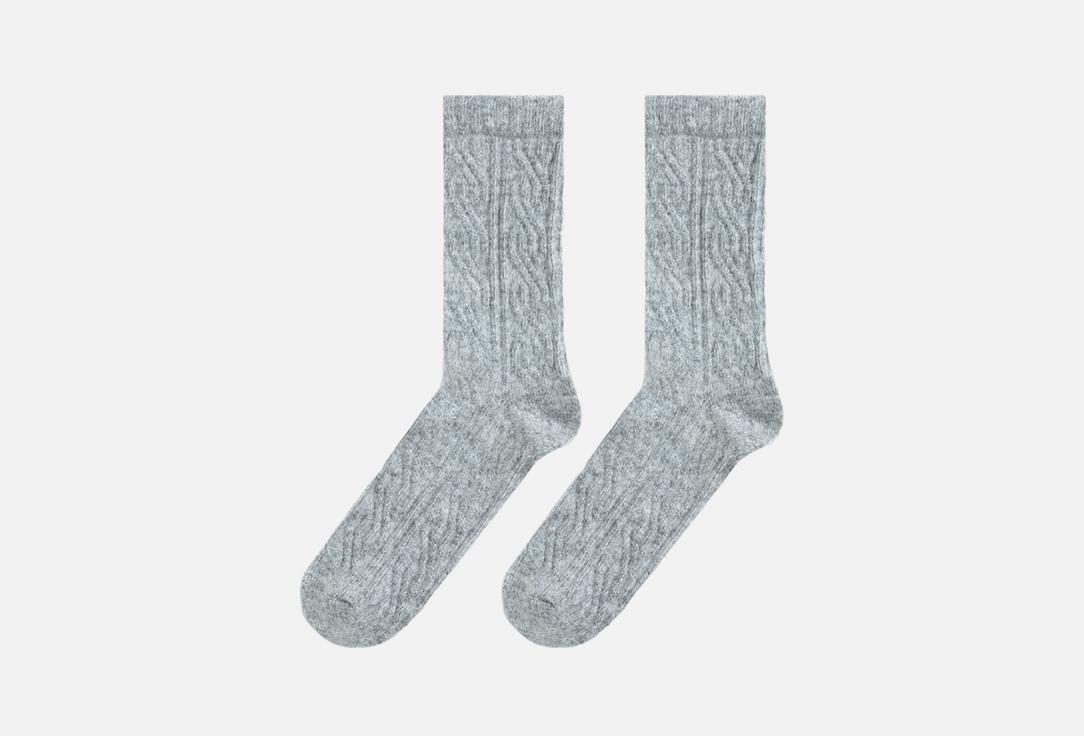 Изображение товара Высокие теплые носки из вискозы и ангора для женщин Mark Formelle