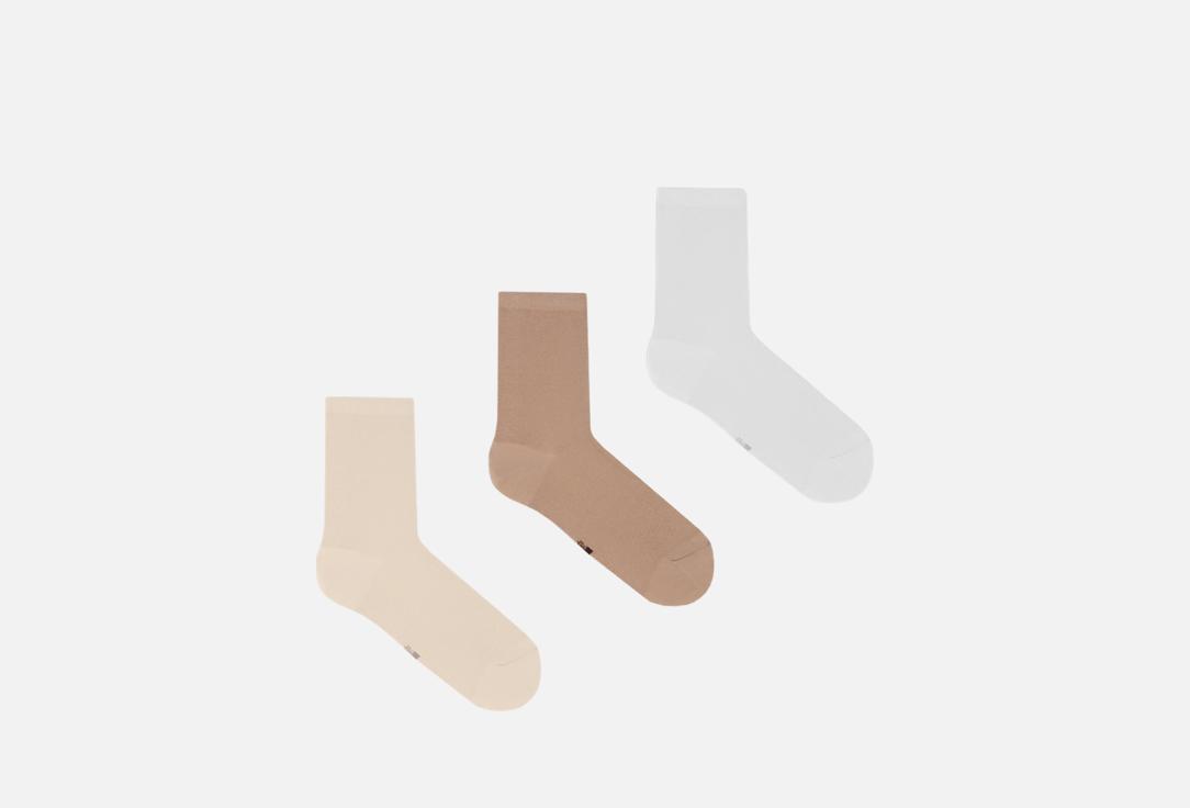 Изображение товара Набор носков Mark Formelle 3 пары классические универсальные демисезонные для женщин