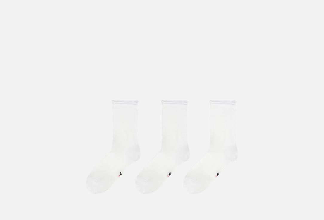 

Набор носков MARK FORMELLE, Белый, Комплект из 3 пар 39-41 мл