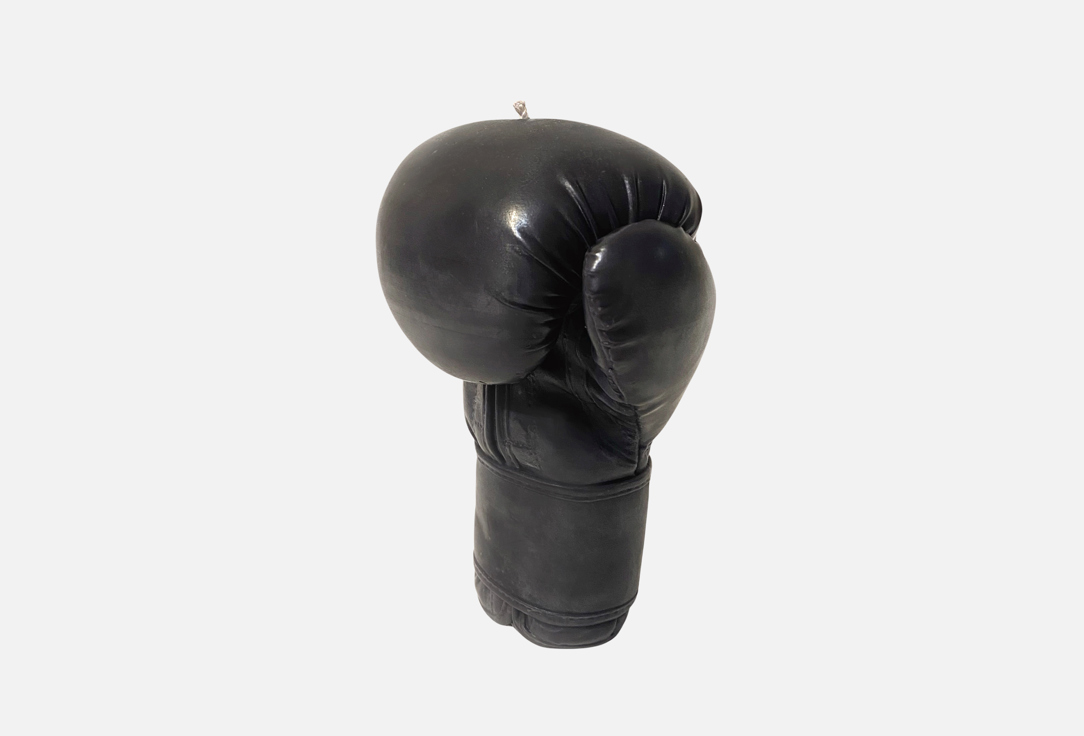 Изображение товара Свеча интерьерная Ampersand Workshop в форме боксерской перчатки