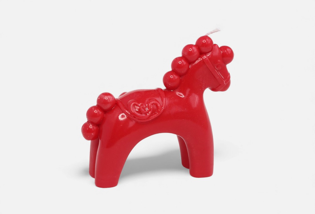 

Декоративная свеча AROMABUROSPB, Красный, Новогодняя лошадка 1 шт