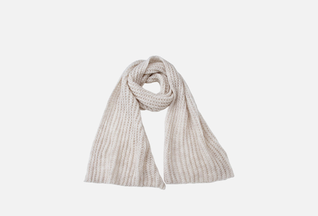 Изображение товара Шарф SELA бежевый крупной вязки из мягкой смесовой пряжи для женщин