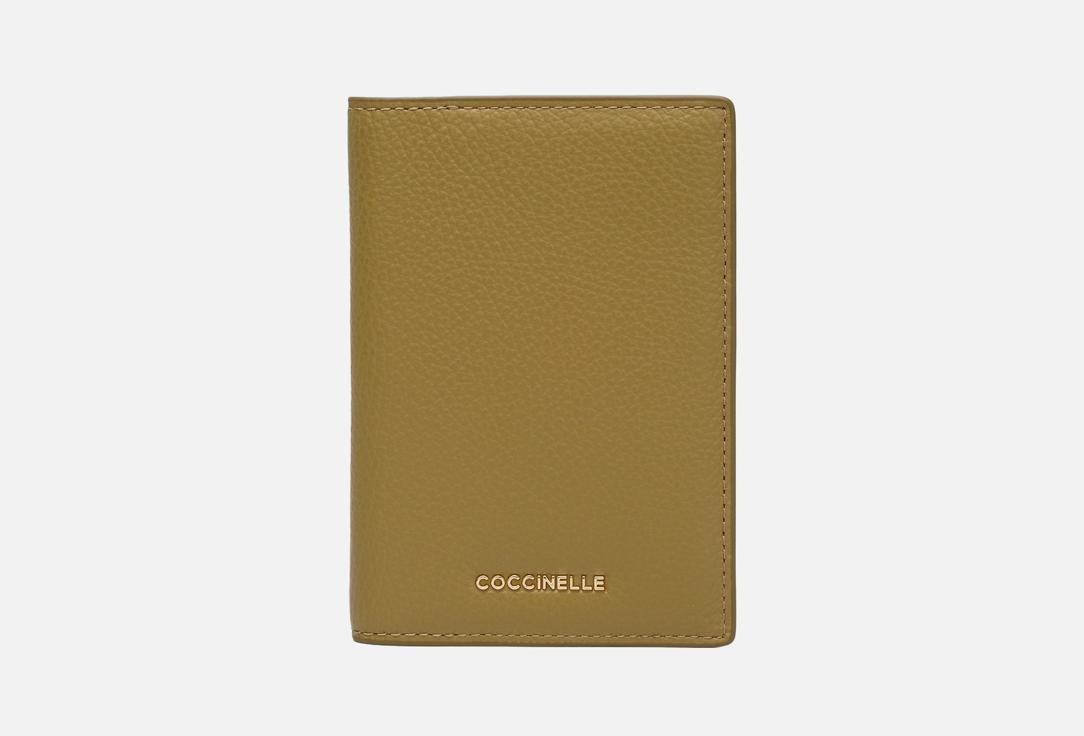 Изображение товара Coccinelle METALLIC SOFT обложка для паспорта кожаная