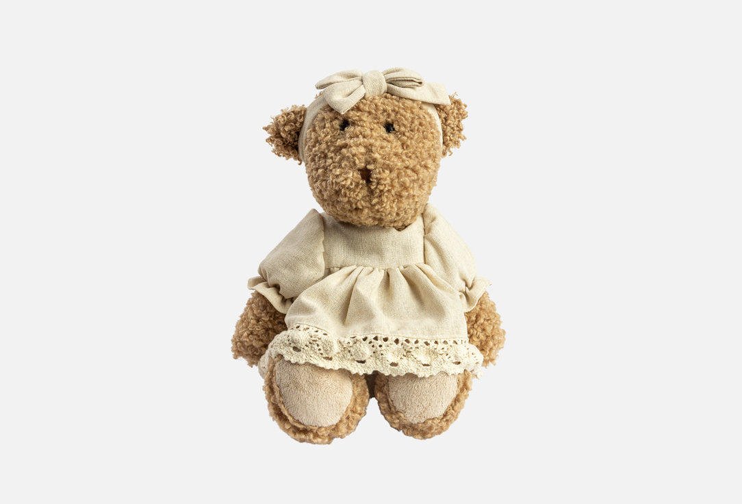 Изображение товара Мягкая игрушка Gulliver Мишка в льняном платье 25 см гипоаллергенный плюш