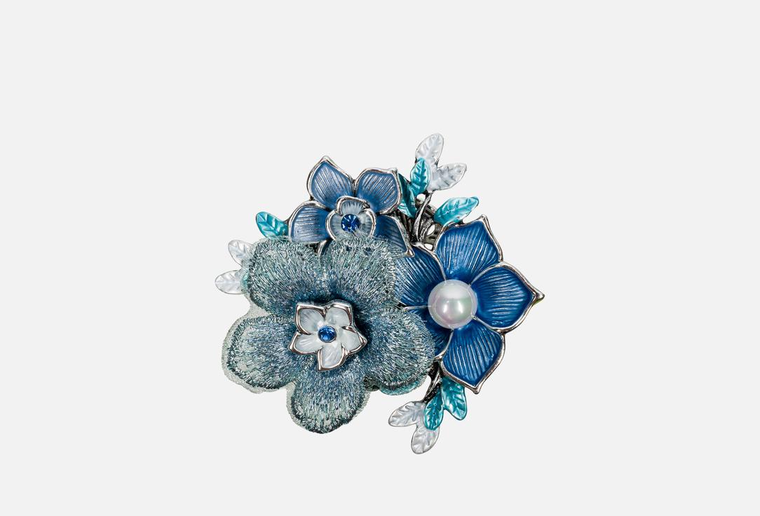 Изображение товара Брошь Shadore Букет синий из гипоаллергенного сплава с кристаллами и жемчугом