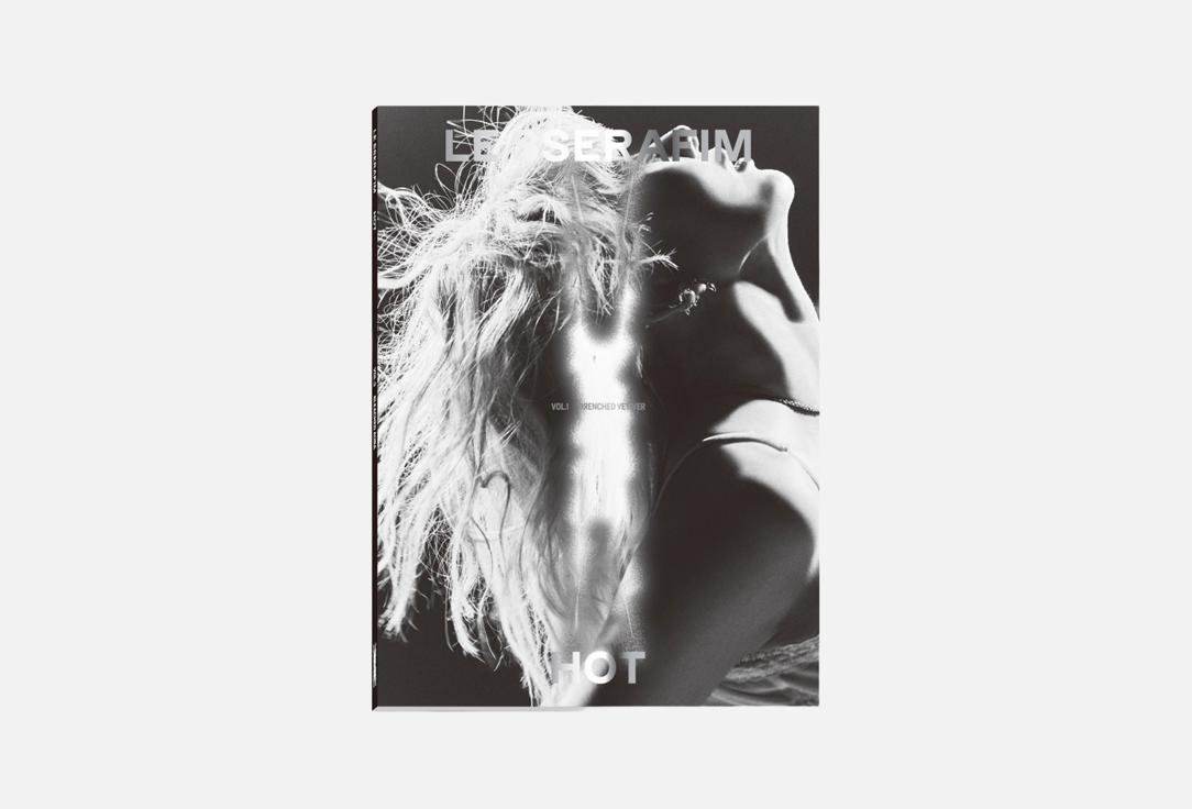 

Музыкальный альбом STARS STORE, Le sserafim - hot (1 ver) 1 шт