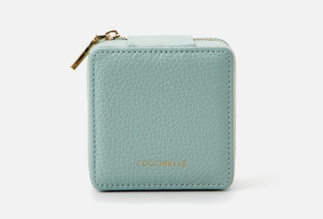 

Шкатулка COCCINELLE, Голубой, JEWELRY BOX, голубая, 8х4х8 см 1 шт