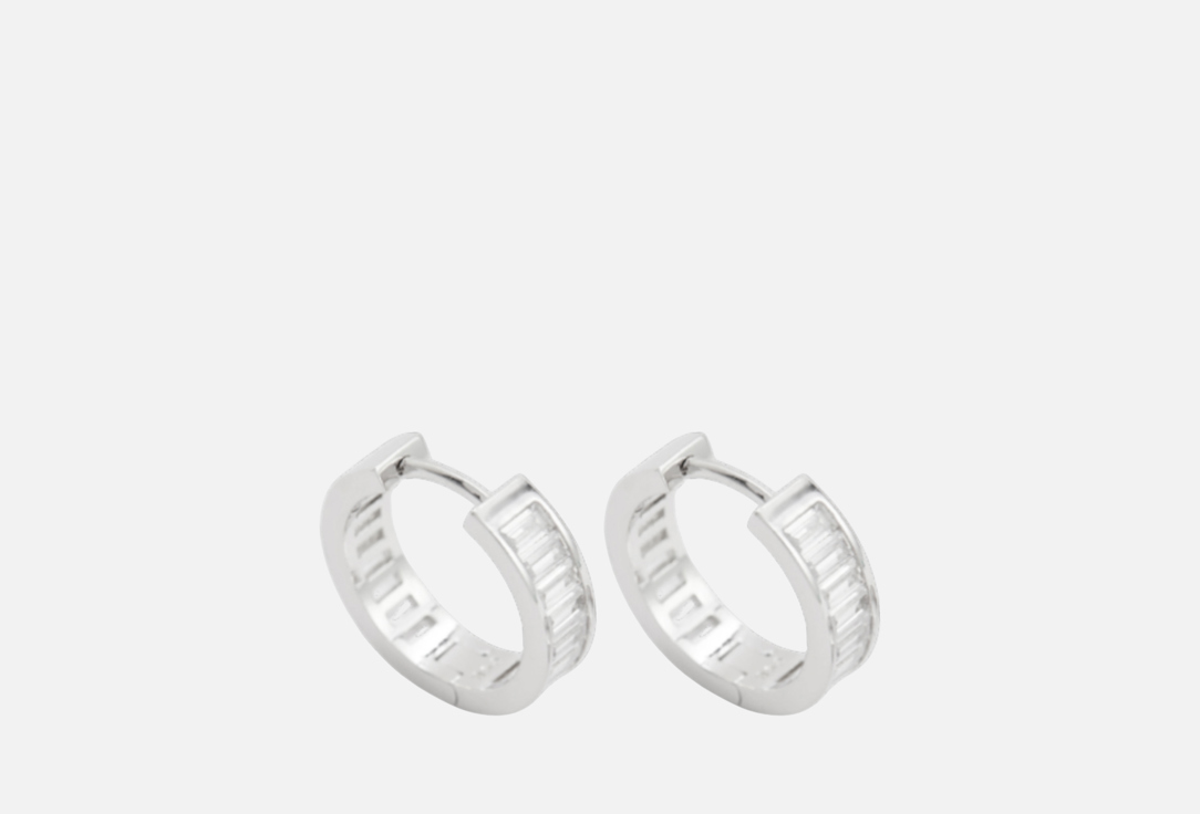 С фианитами 2 шт 3750₽